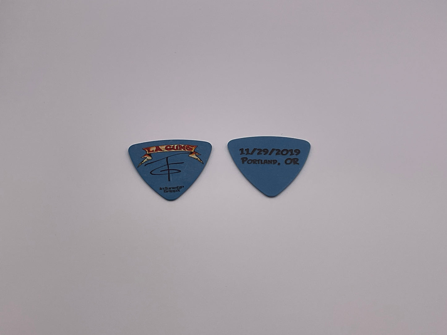 11-29-2019 Tracii Guns Tour Pick - Portland, OR